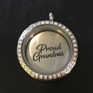 Personalized Floating Lockets Make a Great Gift!